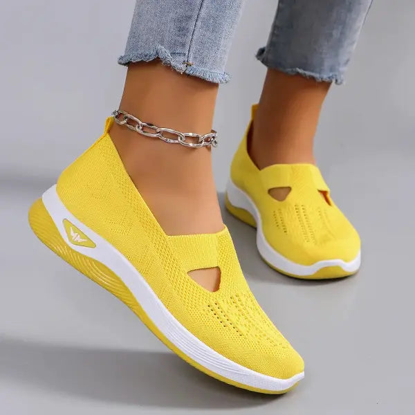 Spring new women’s sports shoes fashionable breathable lightweight non-slip wear-resistant casual sports shoes flat