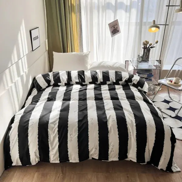 Stripe Duvet Cover 150x200 Simple Style Comforter Covers Queen Size housse de couette Skin-friendly Home Bed Linen(No