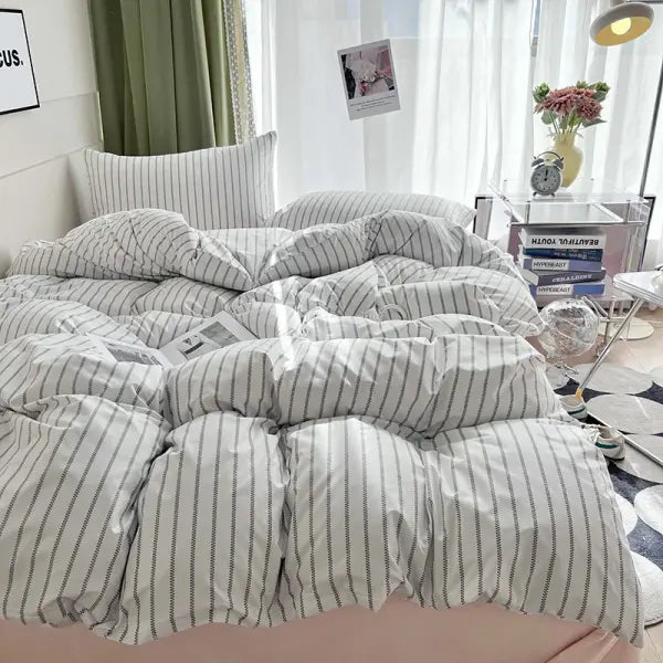 Stripe Duvet Cover 150x200 Simple Style Comforter Covers Queen Size housse de couette Skin-friendly Home Bed Linen(No