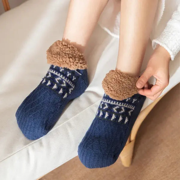 Unisex Winter Floor Socks – Super Warm Non-Slip Velvet Snow Slippers for Cozy Home Wear