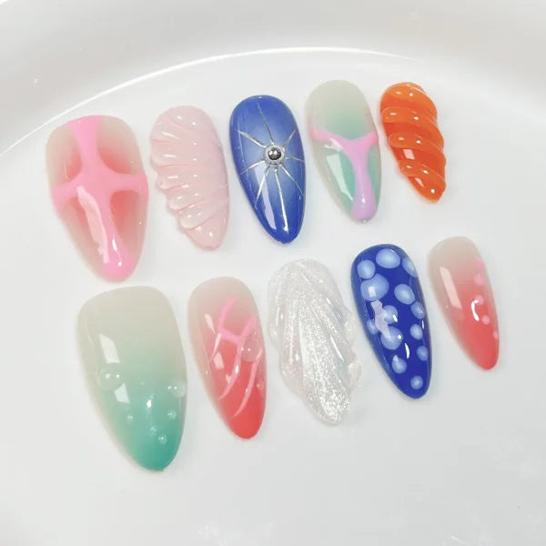 Sweet Duckbill Press-On Nails 10pcs Set with Blue Rhinestone Heart