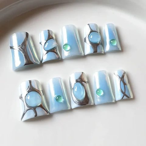 Sweet Duckbill Press-On Nails 10pcs Set with Blue Rhinestone Heart