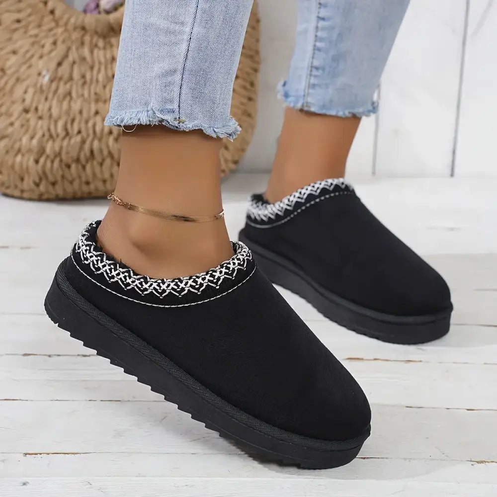 Thick sole new style bread 2025 cotton shoes women slippers warm with fur lining for winter - 44 / black