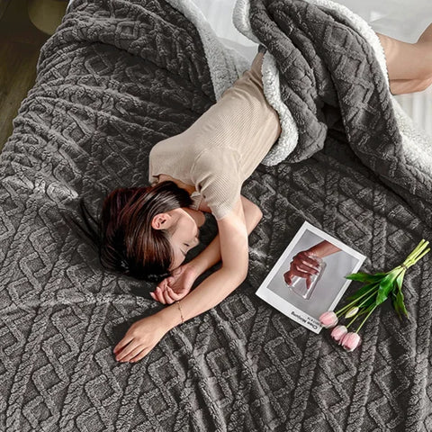 Thick Winter Warm Double-Sided Blanket for Ultimate Comfort - Himpall