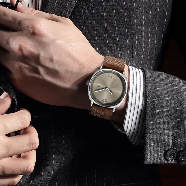 TOMI Mens Quartz Watch Alloy Case Casual Style