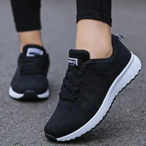 Trendy Women’s Sneakers - Stylish Platform Sneakers for Modern Fashion - BlackShoes / 43