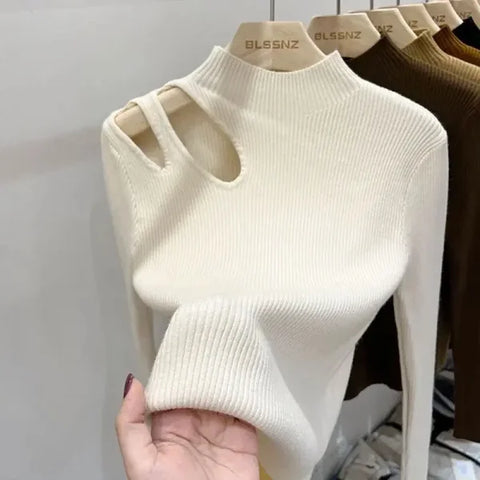 Turtleneck Knitted Women’s Sweater - Ribbed Pullover for Autumn Winter Soft & Warm - One Size / Beige