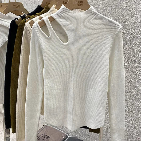 Turtleneck Knitted Women’s Sweater - Ribbed Pullover for Autumn Winter Soft & Warm - One Size / WHITE