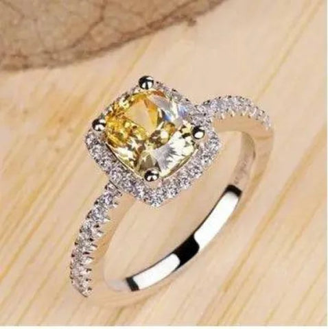 Engagement Rings - Yellow / 10