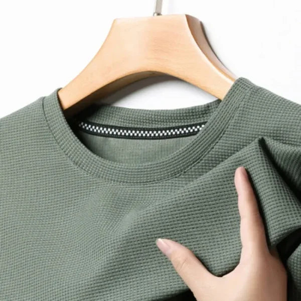 Waffle Round Neck Men’s Short-Sleeve T-Shirt for Casual Summer Wear