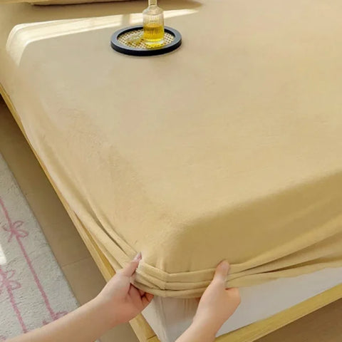 Warm Velvet Fitted Bed Sheet - Coral Fleece Mattress Protector with 360° Elastic Band - Milk Yellow / CHINA / Full