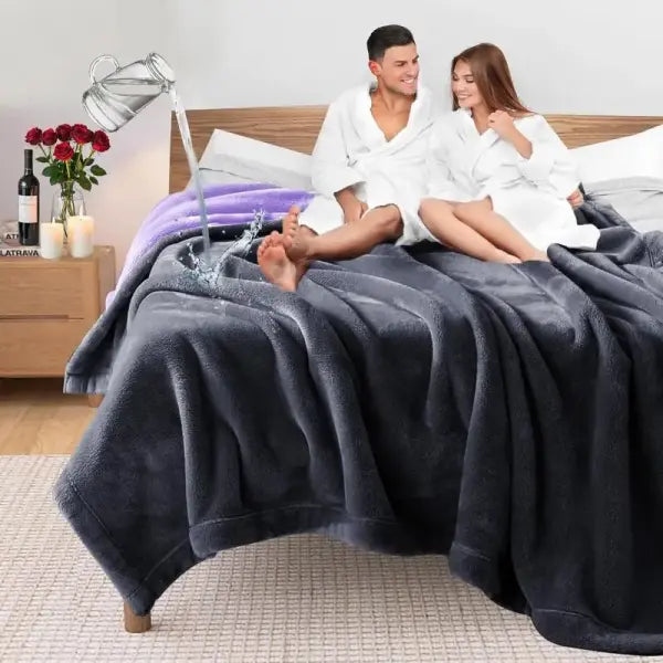 Waterproof Blanket for Bed Sofa Couch Water Resistant Blanket，Reversible Leakproof Bed Cover for Adults Elderly Pets