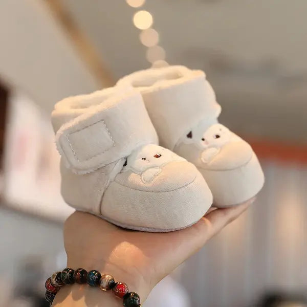 Winter Baby Booties – Cute Cartoon Soft-Sole Non-Slip Shoes for Infant Boys & Girls First Walkers - H16 White bear