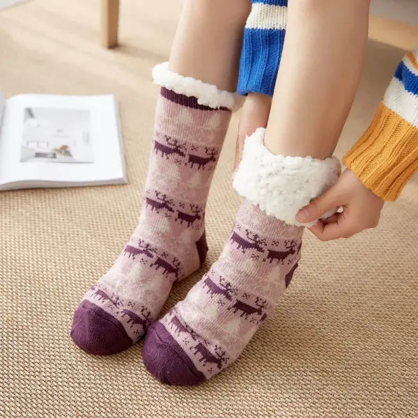 Winter Plush Socks for Women – Soft Non-Slip Fuzzy Floor Slippers Cute Penguin & Animal Design Cozy Christmas Gift