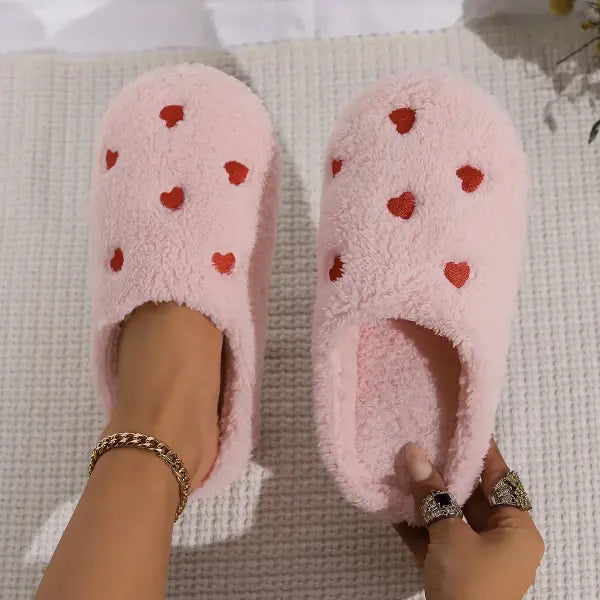 Winter Women’s Heart-Shaped Slippers Love Mute Soft Sole Shoes Indoor Comfortable Cute Silent Carpet Light Living Room