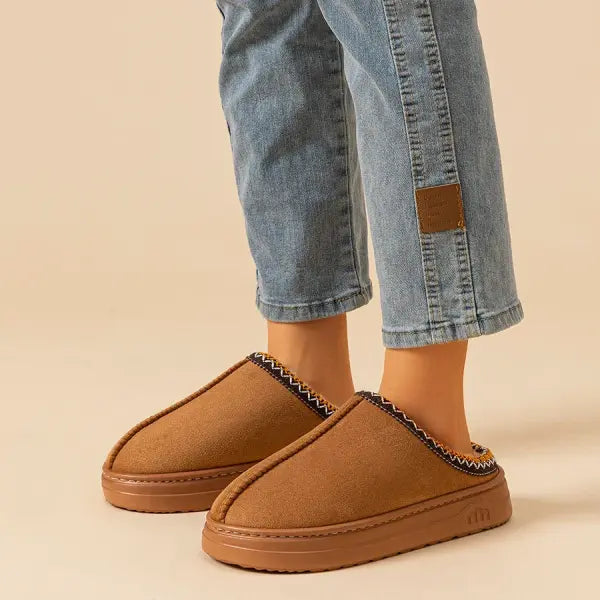 Winter Fuzzy Fur Slippers – Soft Plush Indoor/Outdoor Warm House Shoes Anti-Slip Cozy Comfort for Women & Men