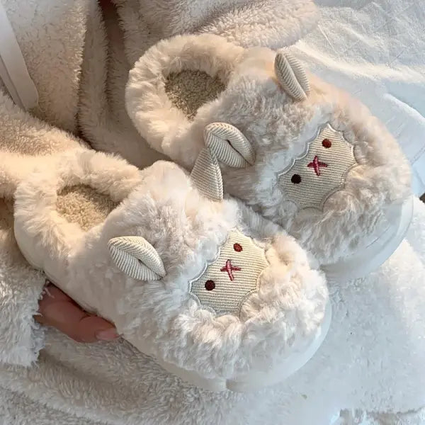 Lovely Sheep Fluffy Slippers: Unisex Non-Slip Animal Plush Slides & Warm Winter House Shoes - White / 36-37