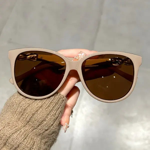 Cat Eye Sunglasses Polycarbonate Retro Fashion Eyewear - Brown