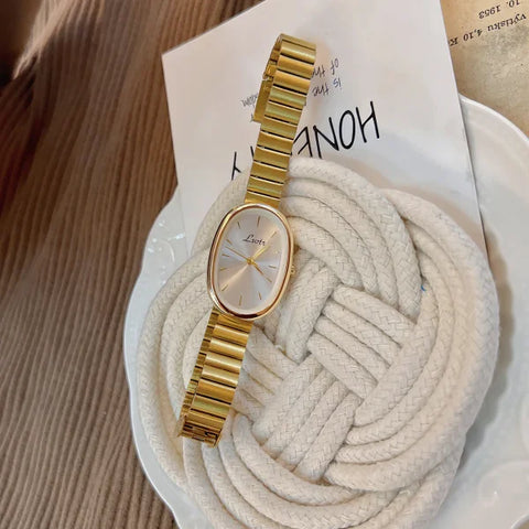 Women’s Fashionable Gold Bracelet Watch – Vintage Luxury Quartz Watch for Ladies - Gold