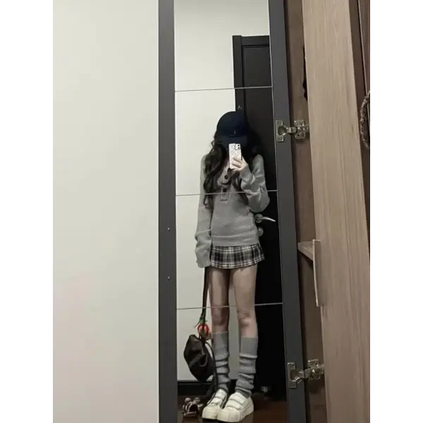 Y2K Gray V-Neck Sweater for Women – Autumn Winter Slim Fit Knitted Pullover